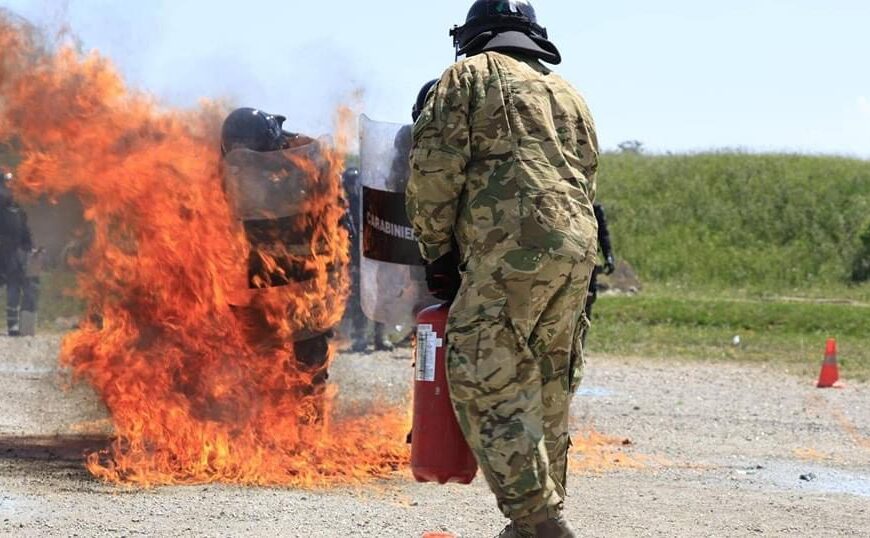 Kfor izveo obuku „fobija od vatre“ u kampu Novo Selo