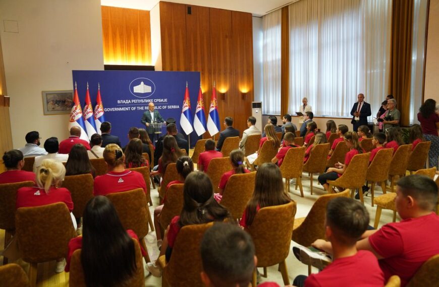 Deca sa severa Kosova na prijemu kod premijera Srbije