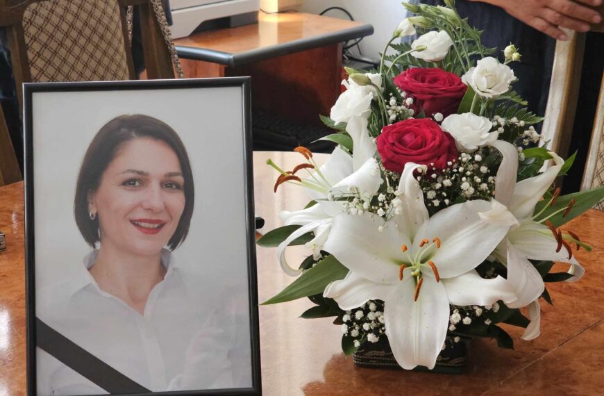 Komemoracija Ivani Milenković Jezdimirović: Borbu sa bolešću vodila sa izuzetnom hrabrošću i dostojanstvom