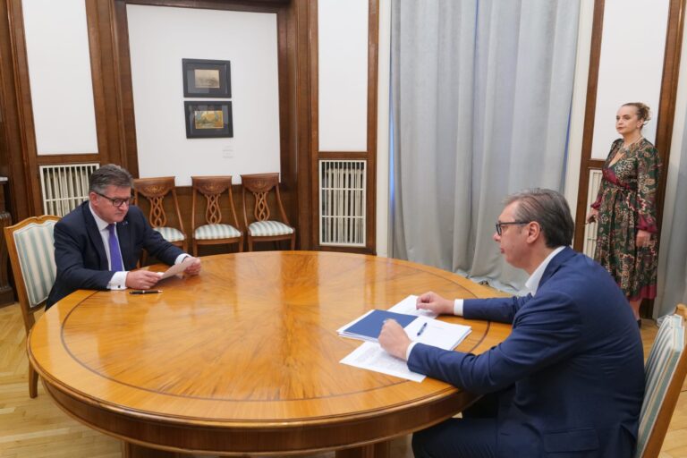 Lajčak: Moramo pronaći usaglašeno rešenje