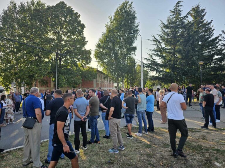 Radnici Privremenog organa u Mitrovici: Pružali smo usluge svima, bez obzira na nacionalnost