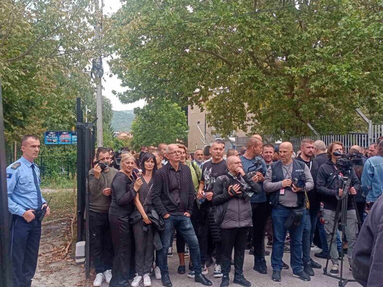 Uhapšeni mladići stigli u Osnovni sud