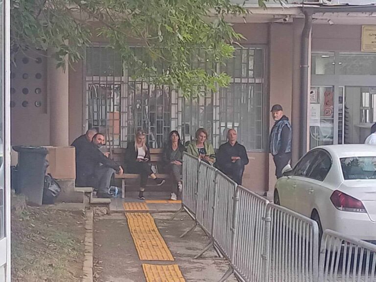 Kućni pritvor za četvoricu uhapšenih mladića