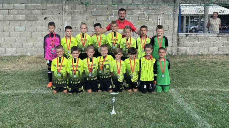 Za mališane FK Rudar četiri medalje na turniru u Kraljevu