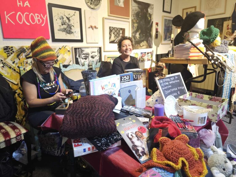 Otvorena Noćna pijaca u Akvarijusu: Unikatni proizvodi, specijaliteti i zabava do ponoći