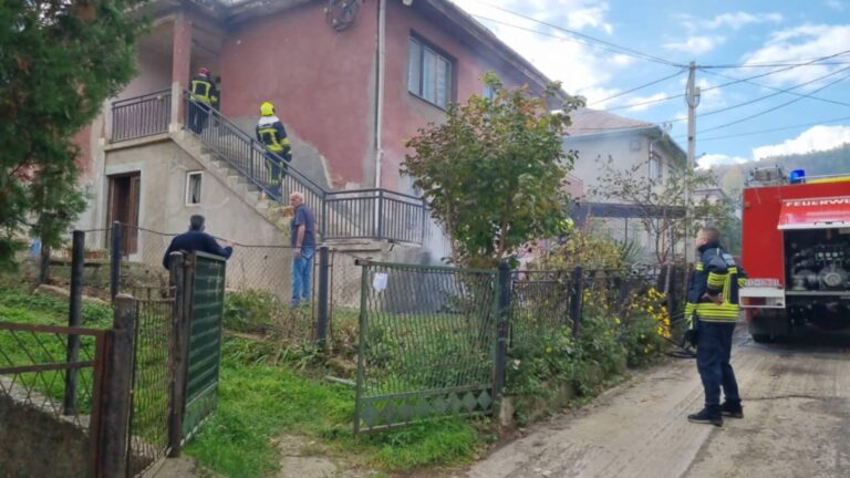 Manji požar u severnom delu Mitrovice usled nepažnje vlasnika kuće