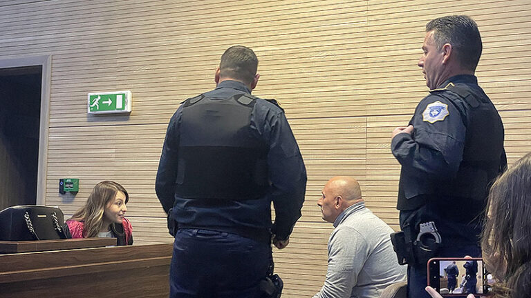 Suđenje Milošu Pleskoviću za ratni zločin. Tužilaštvo i odbrana dali uvodne reči