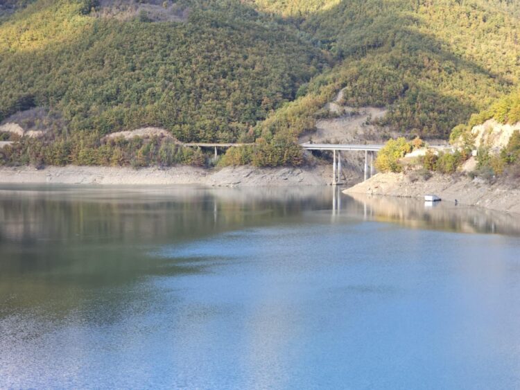 Gazivode jezero Zubin Potok