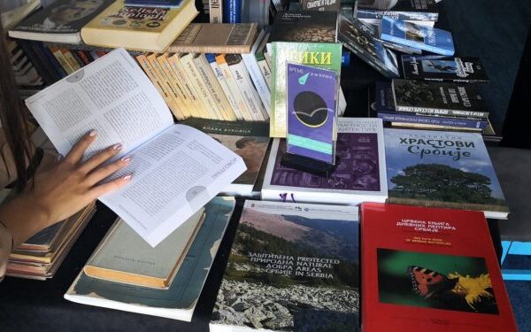 Počela prijava za besplatne udžbenike…