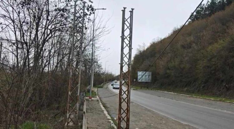 Uklonjena tabla „Dobro došli u Kosovsku Mitrovicu“