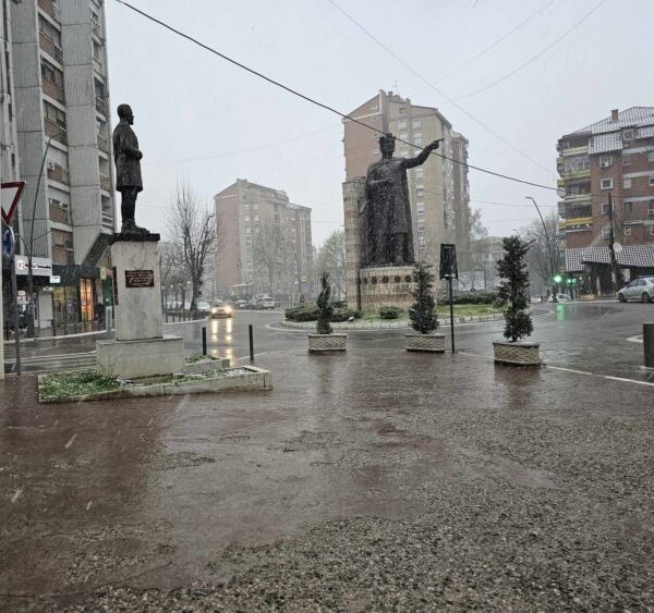 Policija istražuje napad između maloletnica…