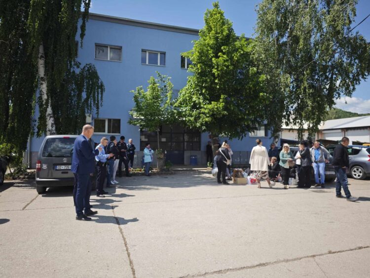 Radnicima JP „Vodovod Ibar“ naloženo da napuste prostorije i iznesu lične stvari