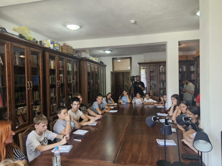 Prizren: Počeo dečji festival „Filigrani“ u manastiru Svetih Arhangela