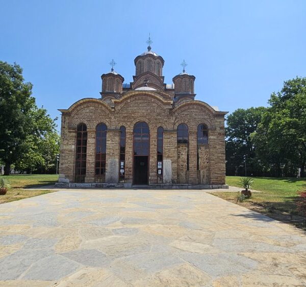 Eparhija demantuje tvrdnje o preseljenju…