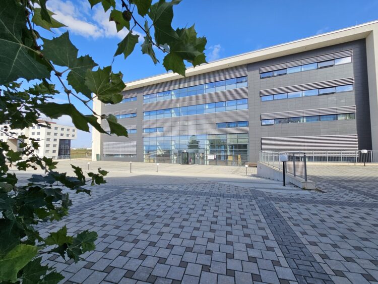 Osnovno tužilaštvo u Prištini: Pretresi i hapšenja zbog zloupotrebe javne imovine