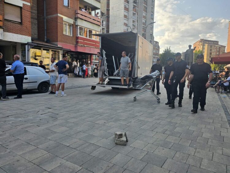 Kosovska policija privela najmanje dve osobe, festival u Severnoj Mitrovici prekinut