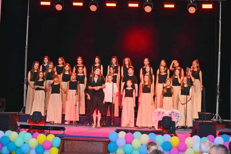 Dečji gradski hor „Kosovska Mitrovica“ upisuje nove članove