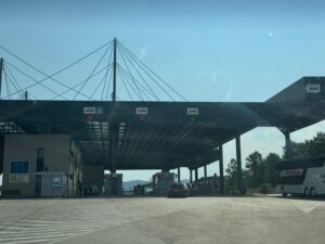 Na Merdaru uhapšen državljanin Srbije, oduzet elektrošoker
