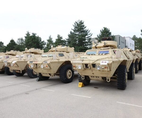 Iz SAD 50 oklopnih vozila&hellip;