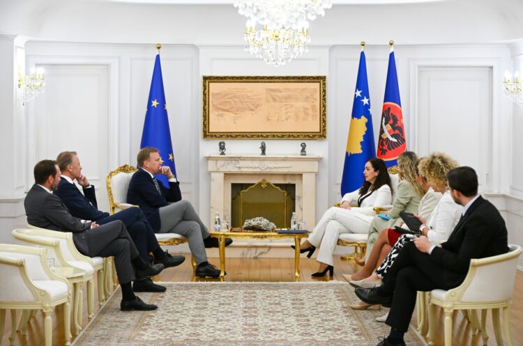 Osmani sa Sorensenom: Kosovo ostaje posvećeno evropskom putu, potrebne konkretne mere EU