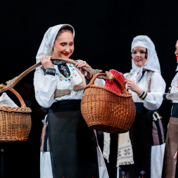 Ansambl “Venac” iz Gračanice premijerno…