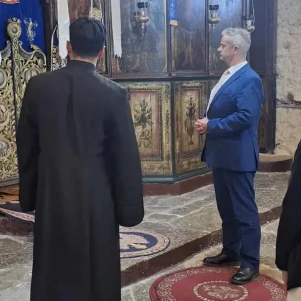 Hagrivs: „Kosovo mora biti mesto…