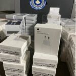Zaplenjeno 120 telefona, satova i…