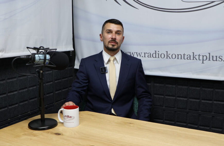 Policija zabranila ulazak na Kosovo potpredsedniku Srpske demokratije i odborniku SO Leposavić zbog srpskih zastava