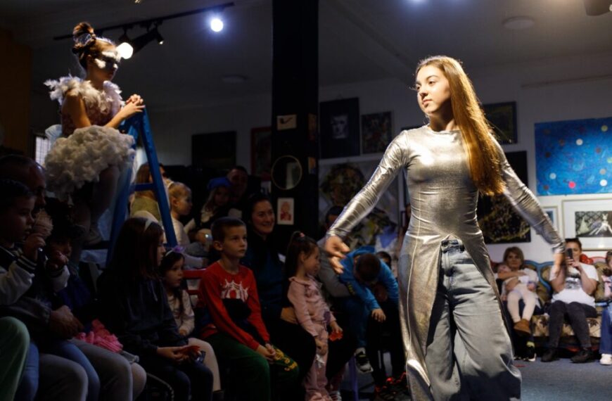 Svetski dan devojčica u Akvarijusu: Superheroina je svaka žena koja u ovom gradu živi