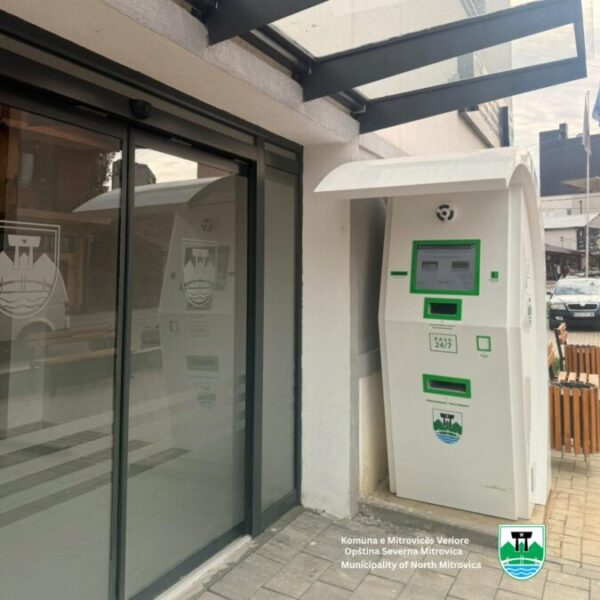 U Severnoj Mitrovici postavljena dva…