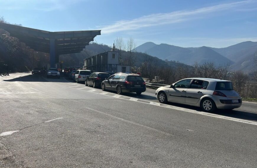 Na Jarinju privedena državljanka Srbije zbog falsifikovanih dokumenata