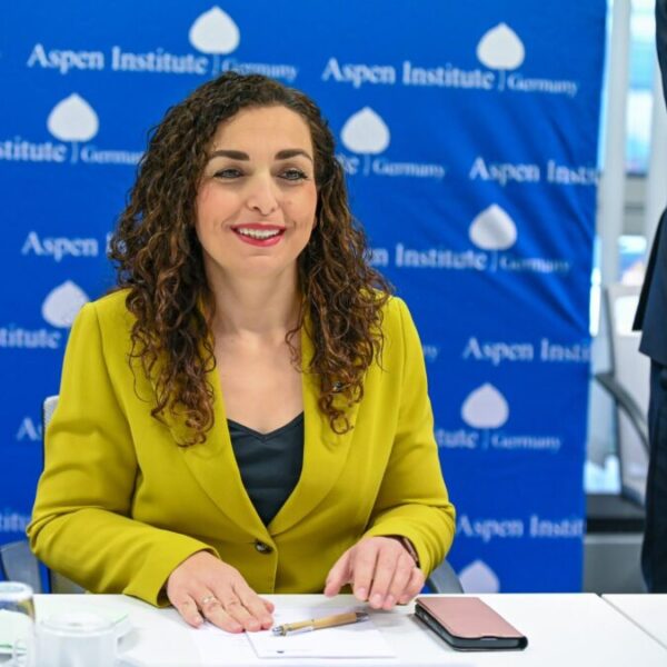 Osmani u Berlinu: Budućnost Kosova…