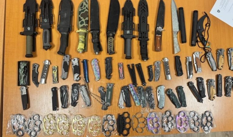 Uhapšen muškarac u Prištini zbog prodaje opasnog oružja&hellip;