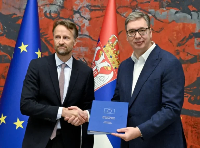 Ambasador EU predao Vučiću izveštaj o napretku Srbije