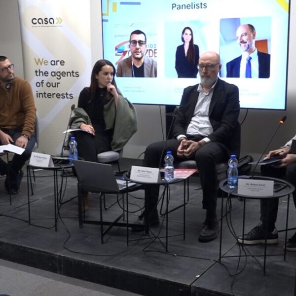 Indeks poverenja: Između Srba i…