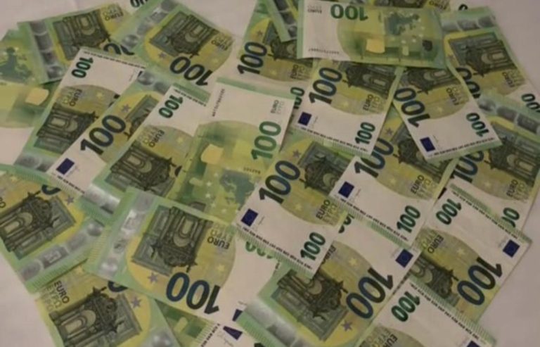 Kurti: Minimalac na Kosovu od januara 425 evra, a od jula 500 evra