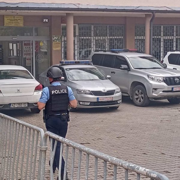 KP: Zaplena robe i stoke,…