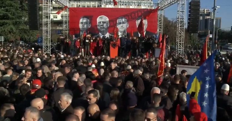 U Skoplju održan protest podrške bivšim vođama OVK