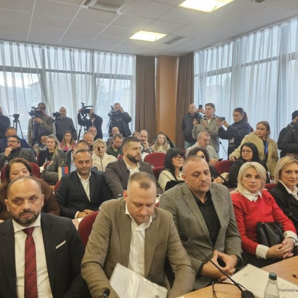 Sutra prva redovna sednica Skupštine…