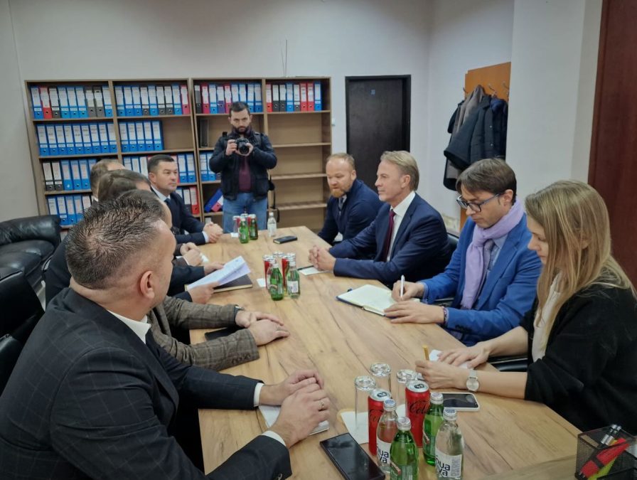 Gradonačelnici sa predstavnikom EU o stanju u lokalnim samoupravama