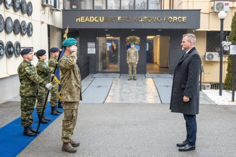 Slovački predsednik boravio na Kosovu