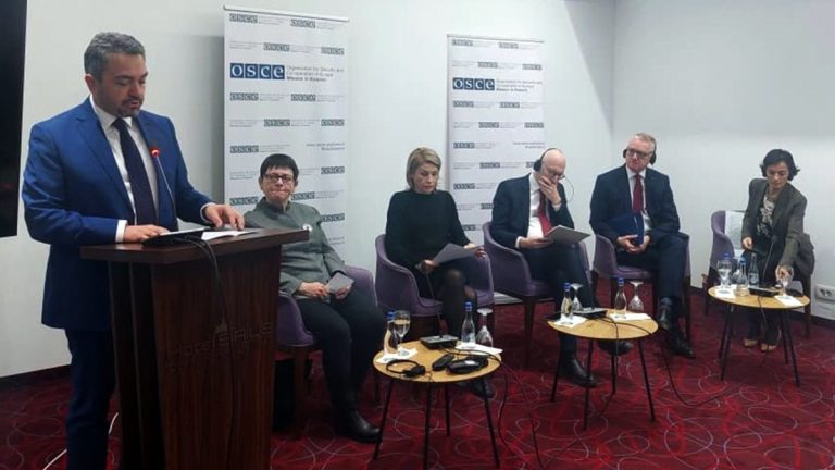 Radonići: Mnogo prostora za unapređenje rodne ravnopravnosti u izbornom procesu