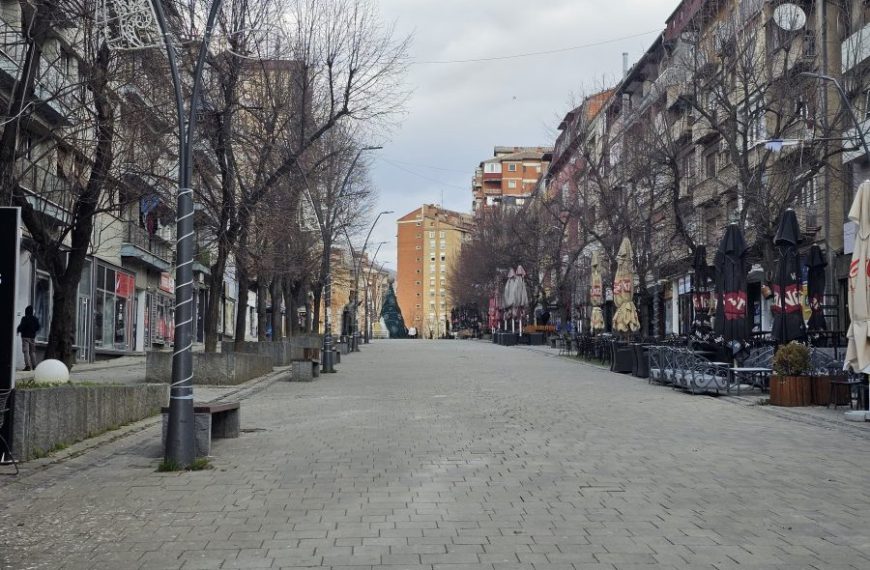 Pretnje u Severnoj Mitrovici, krađa goriva u Zubinom Potoku