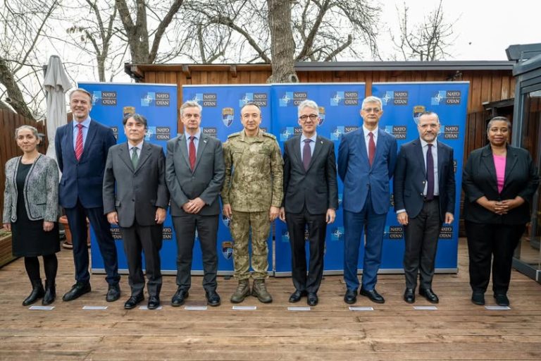 Komandant Kfora sa ambasadorima Kvinte i EU o bezbednosnoj situaciji u regionu