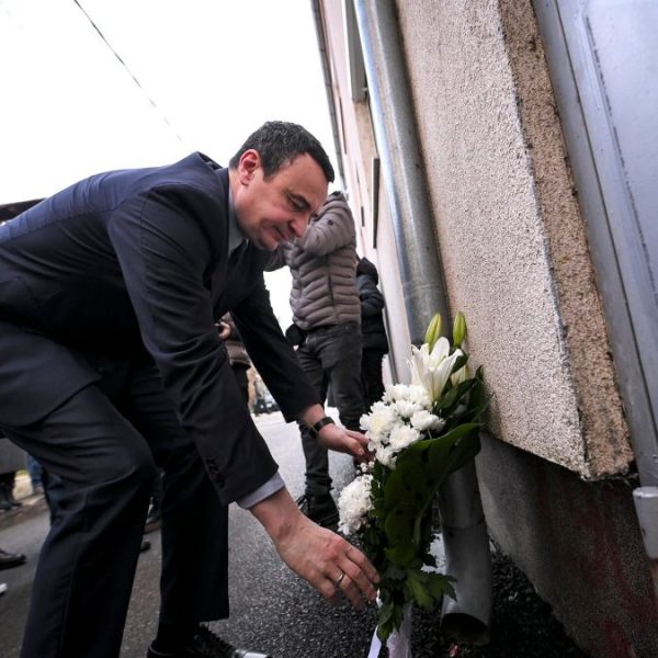 Kurti u Severnoj Mitrovici položio…