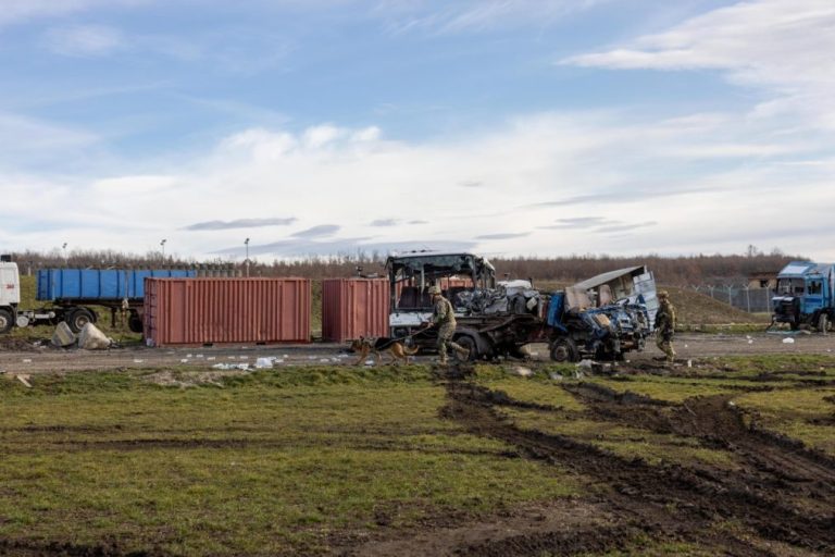 Vojnici Kfora sproveli obuku u kampu Novo Selo
