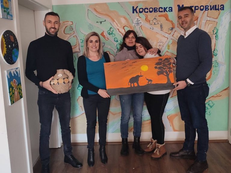 Savo Manojlović uputio apel za pomoć Dnevnom centru „Podrži me“ u Kosovskoj Mitrovici