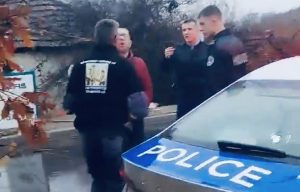 Kim: Policija od Srba iz Dobrotina tražila da&hellip;