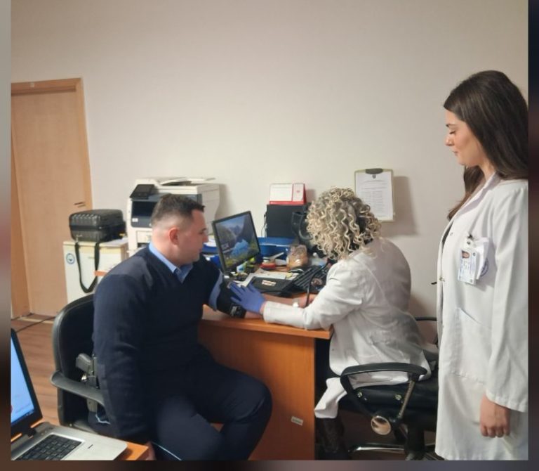 Policajci na severu učestvuju u akciji davanja krvi