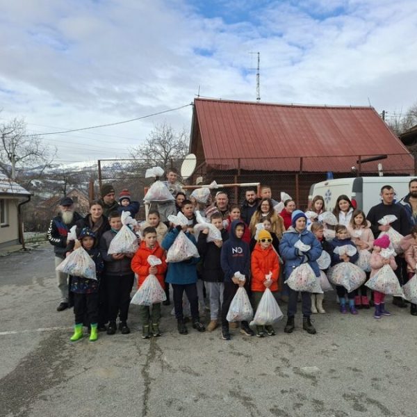 „Slatki karavan“ doneo radost deci&hellip;